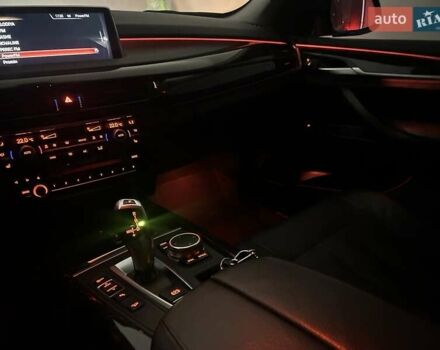 Чорний БМВ Х5, об'ємом двигуна 2.98 л та пробігом 287 тис. км за 19800 $, фото 13 на Automoto.ua