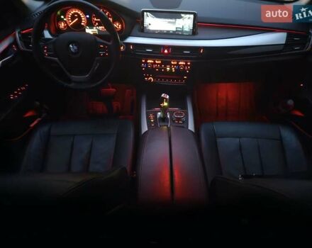 Черный БМВ Х5, объемом двигателя 2 л и пробегом 203 тыс. км за 26000 $, фото 8 на Automoto.ua