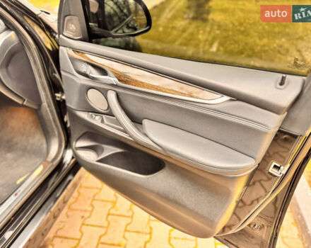 Черный БМВ Х5, объемом двигателя 2.98 л и пробегом 96 тыс. км за 26000 $, фото 9 на Automoto.ua