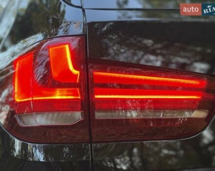 Чорний БМВ Х5, об'ємом двигуна 2 л та пробігом 130 тис. км за 28500 $, фото 104 на Automoto.ua