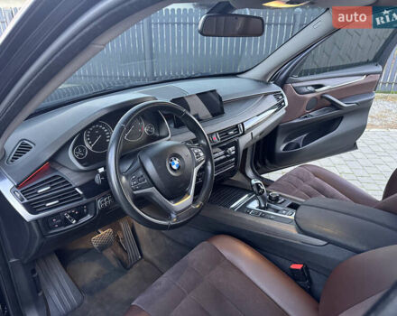 Черный БМВ Х5, объемом двигателя 2 л и пробегом 263 тыс. км за 27650 $, фото 24 на Automoto.ua
