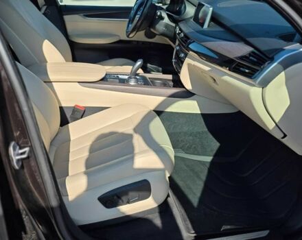 Чорний БМВ Х5, об'ємом двигуна 3 л та пробігом 50 тис. км за 18800 $, фото 6 на Automoto.ua