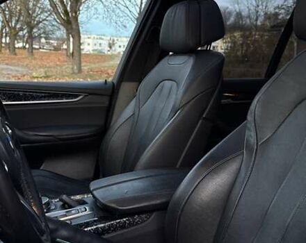 Черный БМВ Х5, объемом двигателя 2.98 л и пробегом 256 тыс. км за 25000 $, фото 3 на Automoto.ua