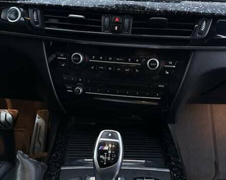 Черный БМВ Х5, объемом двигателя 2.98 л и пробегом 256 тыс. км за 25000 $, фото 7 на Automoto.ua