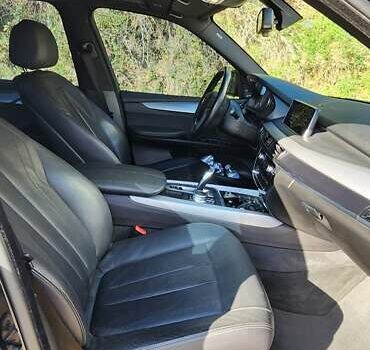 Черный БМВ Х5, объемом двигателя 2 л и пробегом 107 тыс. км за 32000 $, фото 5 на Automoto.ua