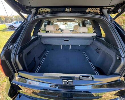 Чорний БМВ Х5, об'ємом двигуна 3 л та пробігом 64 тис. км за 17000 $, фото 14 на Automoto.ua