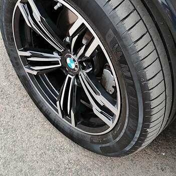 Чорний БМВ Х5, об'ємом двигуна 2 л та пробігом 200 тис. км за 26500 $, фото 44 на Automoto.ua