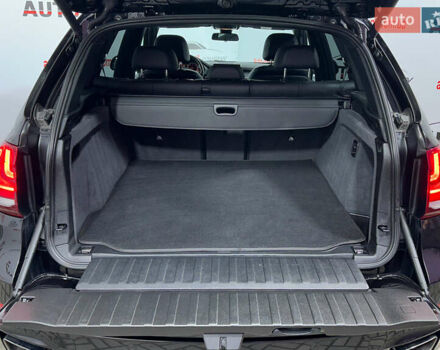 Чорний БМВ Х5, об'ємом двигуна 2.99 л та пробігом 178 тис. км за 38950 $, фото 5 на Automoto.ua