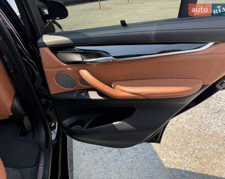 Черный БМВ Х5, объемом двигателя 3 л и пробегом 160 тыс. км за 45000 $, фото 12 на Automoto.ua