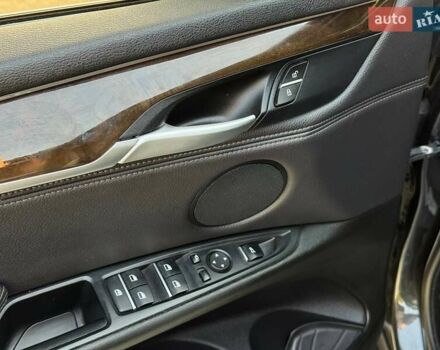 Чорний БМВ Х5, об'ємом двигуна 0 л та пробігом 170 тис. км за 19999 $, фото 20 на Automoto.ua