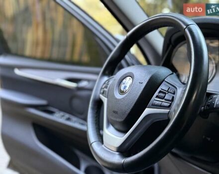 Чорний БМВ Х5, об'ємом двигуна 2 л та пробігом 130 тис. км за 28500 $, фото 65 на Automoto.ua