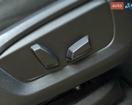 Черный БМВ Х5, объемом двигателя 2 л и пробегом 130 тыс. км за 26500 $, фото 60 на Automoto.ua