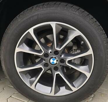 Черный БМВ Х5, объемом двигателя 2.98 л и пробегом 121 тыс. км за 28099 $, фото 3 на Automoto.ua