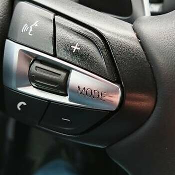 Чорний БМВ Х5, об'ємом двигуна 2 л та пробігом 200 тис. км за 26500 $, фото 36 на Automoto.ua