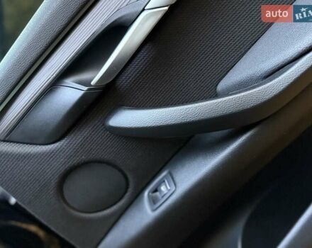 Чорний БМВ Х5, об'ємом двигуна 2 л та пробігом 130 тис. км за 28500 $, фото 81 на Automoto.ua