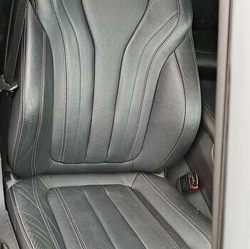 Чорний БМВ Х5, об'ємом двигуна 2 л та пробігом 200 тис. км за 26500 $, фото 19 на Automoto.ua