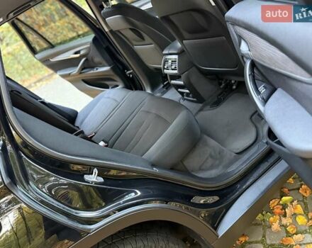 Чорний БМВ Х5, об'ємом двигуна 2 л та пробігом 130 тис. км за 28500 $, фото 82 на Automoto.ua