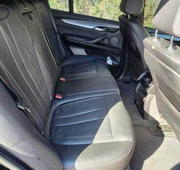 Черный БМВ Х5, объемом двигателя 2 л и пробегом 107 тыс. км за 32000 $, фото 1 на Automoto.ua