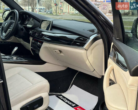 Чорний БМВ Х5, об'ємом двигуна 3 л та пробігом 110 тис. км за 28490 $, фото 17 на Automoto.ua