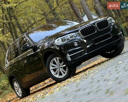 Чорний БМВ Х5, об'ємом двигуна 2 л та пробігом 130 тис. км за 28500 $, фото 129 на Automoto.ua