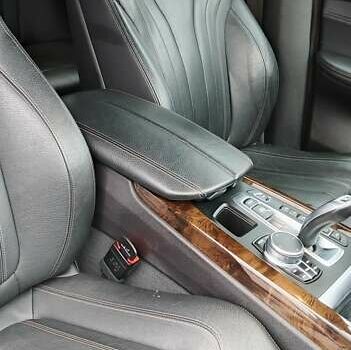 Чорний БМВ Х5, об'ємом двигуна 2 л та пробігом 200 тис. км за 26500 $, фото 21 на Automoto.ua