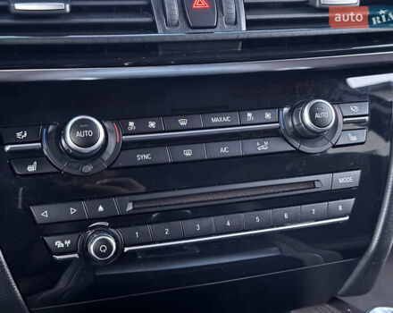 БМВ Х5 2017 в Ивано-Франковске на Automoto.ua Черный БМВ Х5, объемом двигателя 2 л и пробегом 263 тыс. км за 27650 $, фото 49 на Automoto.ua