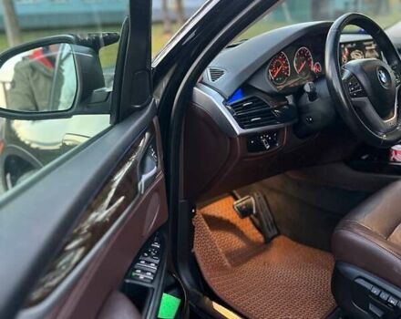 Черный БМВ Х5, объемом двигателя 2 л и пробегом 220 тыс. км за 24900 $, фото 116 на Automoto.ua