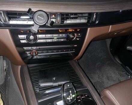 Чорний БМВ Х5, об'ємом двигуна 2 л та пробігом 116 тис. км за 41000 $, фото 8 на Automoto.ua