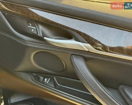 Чорний БМВ Х5, об'ємом двигуна 0 л та пробігом 170 тис. км за 19999 $, фото 36 на Automoto.ua