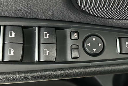 Чорний БМВ Х5, об'ємом двигуна 2.99 л та пробігом 178 тис. км за 38950 $, фото 25 на Automoto.ua