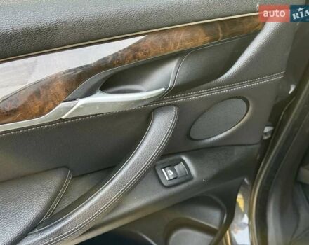 Чорний БМВ Х5, об'ємом двигуна 0 л та пробігом 170 тис. км за 19999 $, фото 27 на Automoto.ua