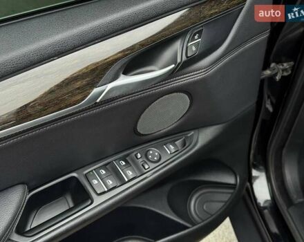 Черный БМВ Х5, объемом двигателя 3 л и пробегом 236 тыс. км за 26999 $, фото 20 на Automoto.ua