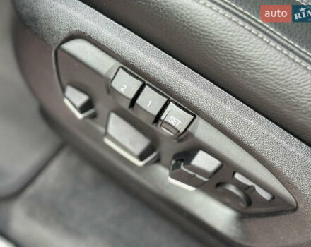 Черный БМВ Х5, объемом двигателя 3 л и пробегом 275 тыс. км за 35900 $, фото 69 на Automoto.ua