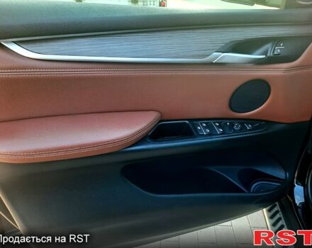 Черный БМВ Х5, объемом двигателя 2 л и пробегом 155 тыс. км за 26500 $, фото 7 на Automoto.ua