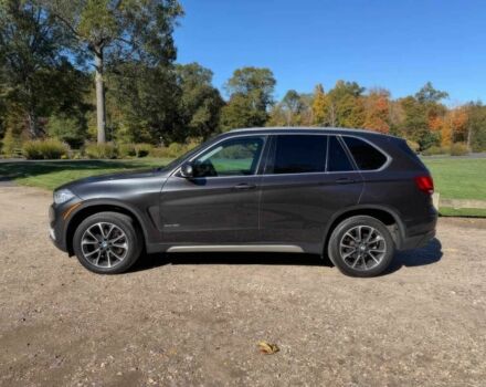 Чорний БМВ Х5, об'ємом двигуна 3 л та пробігом 37 тис. км за 8500 $, фото 4 на Automoto.ua