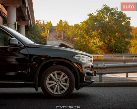 Черный БМВ Х5, объемом двигателя 2 л и пробегом 211 тыс. км за 39900 $, фото 2 на Automoto.ua