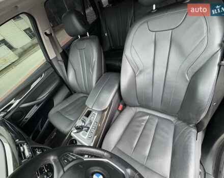 Чорний БМВ Х5, об'ємом двигуна 2.99 л та пробігом 70 тис. км за 41500 $, фото 34 на Automoto.ua