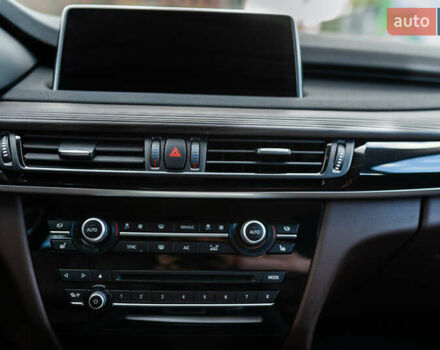 Черный БМВ Х5, объемом двигателя 2 л и пробегом 80 тыс. км за 37000 $, фото 9 на Automoto.ua