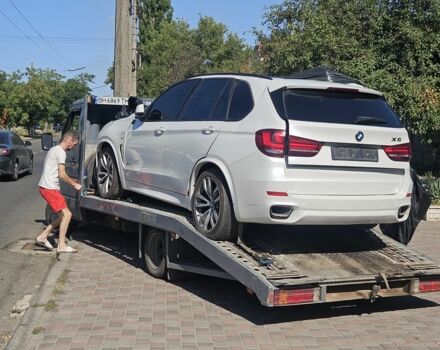 Черный БМВ Х5, объемом двигателя 3 л и пробегом 180 тыс. км за 5000 $, фото 1 на Automoto.ua