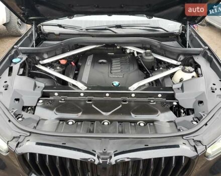 Черный БМВ Х5, объемом двигателя 3 л и пробегом 123 тыс. км за 18100 $, фото 10 на Automoto.ua