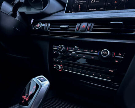 Чорний БМВ Х5, об'ємом двигуна 2 л та пробігом 67 тис. км за 39000 $, фото 16 на Automoto.ua