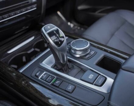 Чорний БМВ Х5, об'ємом двигуна 3 л та пробігом 80 тис. км за 27000 $, фото 16 на Automoto.ua