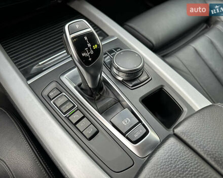 Черный БМВ Х5, объемом двигателя 3 л и пробегом 275 тыс. км за 35900 $, фото 73 на Automoto.ua