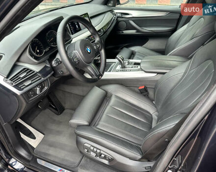 Черный БМВ Х5, объемом двигателя 3 л и пробегом 275 тыс. км за 35900 $, фото 26 на Automoto.ua