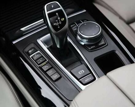 Чорний БМВ Х5, об'ємом двигуна 3 л та пробігом 117 тис. км за 25000 $, фото 13 на Automoto.ua