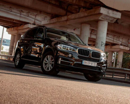 Черный БМВ Х5, объемом двигателя 2 л и пробегом 212 тыс. км за 38900 $, фото 1 на Automoto.ua