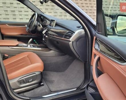 Чорний БМВ Х5, об'ємом двигуна 2 л та пробігом 99 тис. км за 29500 $, фото 29 на Automoto.ua