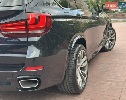 Черный БМВ Х5, объемом двигателя 3 л и пробегом 275 тыс. км за 35900 $, фото 63 на Automoto.ua