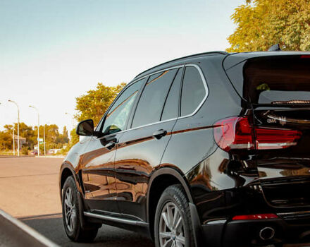 Черный БМВ Х5, объемом двигателя 2 л и пробегом 211 тыс. км за 39900 $, фото 8 на Automoto.ua