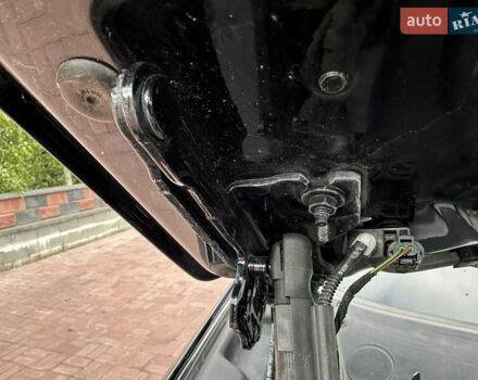 Черный БМВ Х5, объемом двигателя 3 л и пробегом 275 тыс. км за 35900 $, фото 49 на Automoto.ua